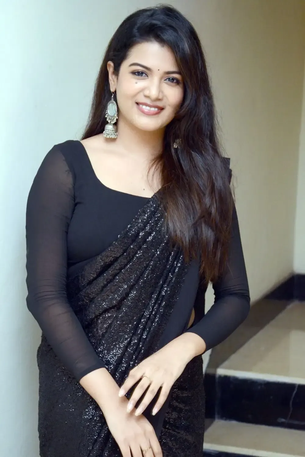 TELUGU ACTRESS GOLDIE NISSY IN BLACK SAREE AT CHANGURE BANGARU RAJA MOVIE 14